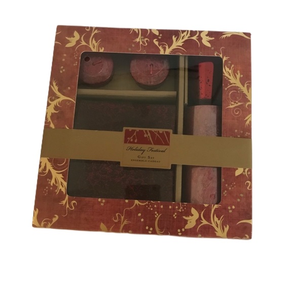 NWT Holiday Festival Candle Gift Set - Picture 3 of 5